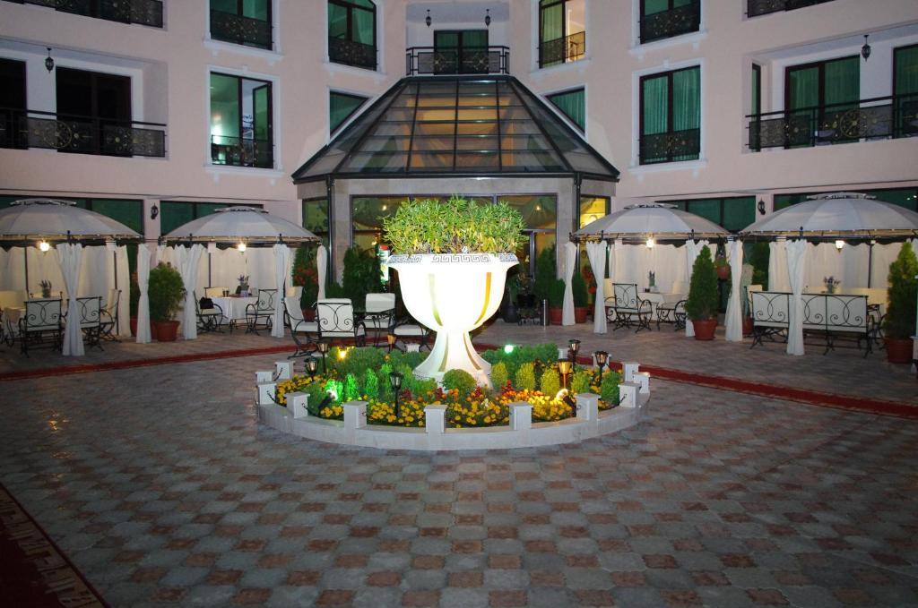 Anastasia Boutique Aparthotel Sofia Esterno foto